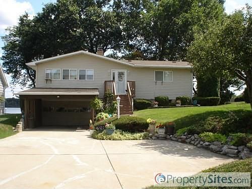 2nd image of 4219 W Four Lakes Dr