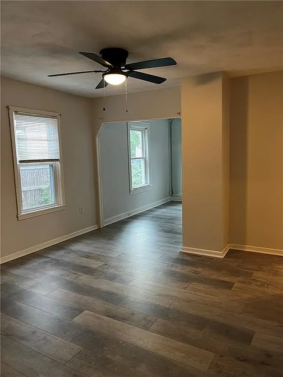 1 bed, 1.0 bath, 912 sqft, $1,550 — Photo 3