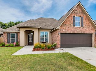 205 Victoria Lights Ln, Broussard, LA 70518