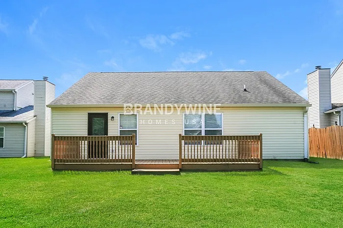 3236 Weller Dr — Photo 16