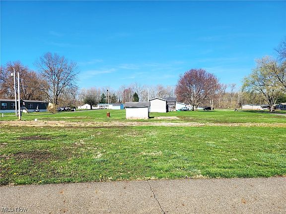 3rd image of 24261 Township Road 1173