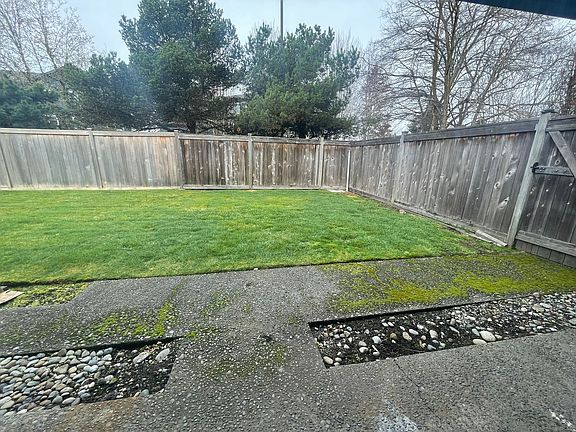 4th image of 5202 112th St SW APT 7