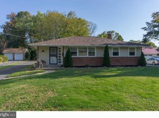 301 E Leamy Ave, Springfield, PA 19064