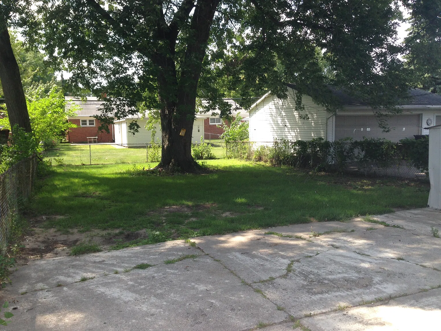 3 bed, 936 sqft, $1,400 — Photo 4