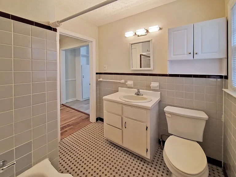 3018 Grand Ave SW — Photo 18