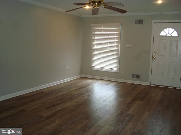 1807 Arwell Ct — Photo 6