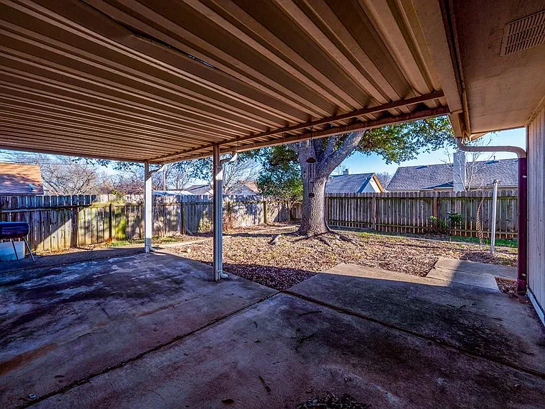 1101 Cresswell Dr — Photo 28