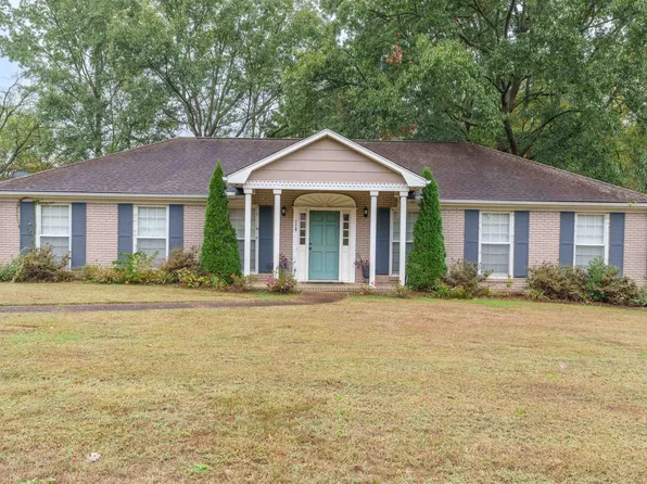 110 Creekwood Cir, Florence, AL 35630