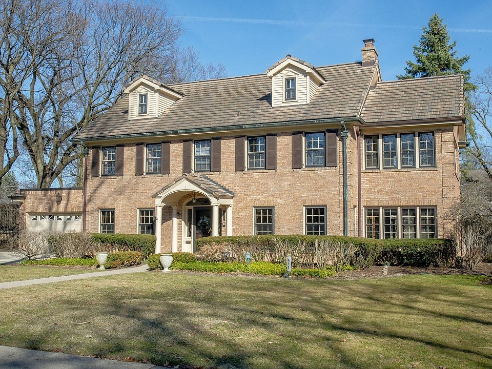 1st image of 411 Blackstone Ave