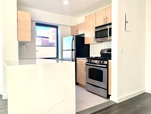 Rented by The Dermot Realty Management Company | media 29