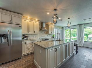1294 Belaire Ct, Naples, FL 34110