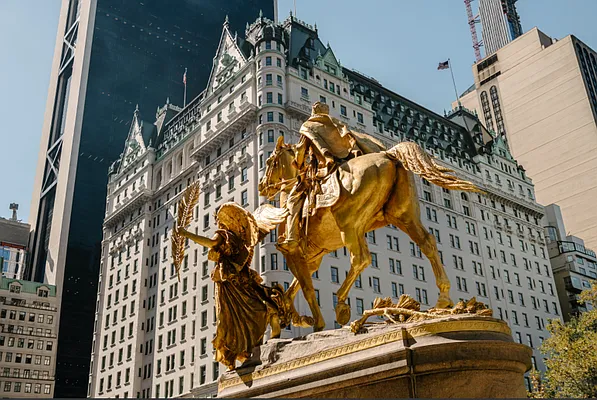 Rented by Compass | media 37