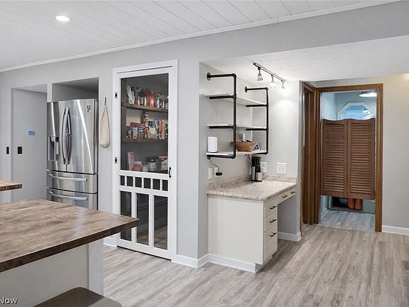 5th image of 5802 Russia Rd