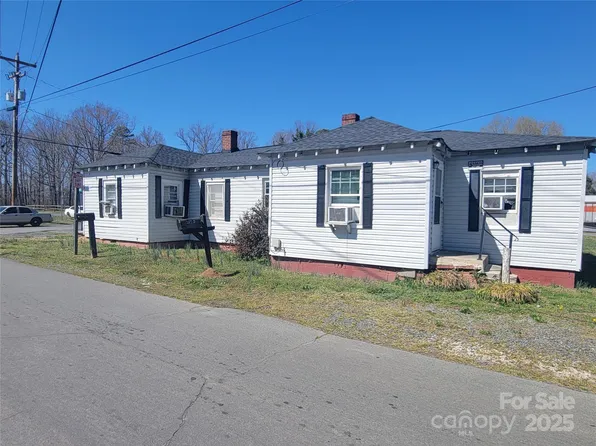 327 Arey Ave #4-5, Albemarle, NC 28001