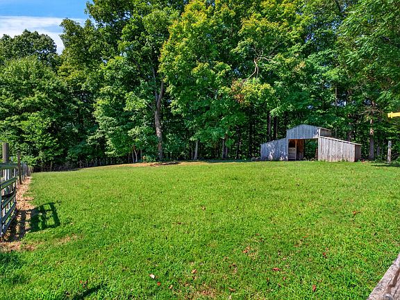 4th image of 715 Maddux Ridge Rd
