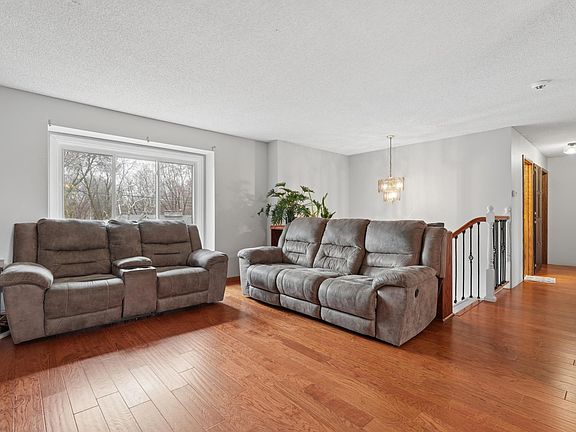 4th image of 7808 Shingle Creek Dr