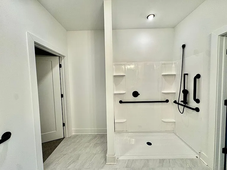 175 Black St W #107 — Photo 13