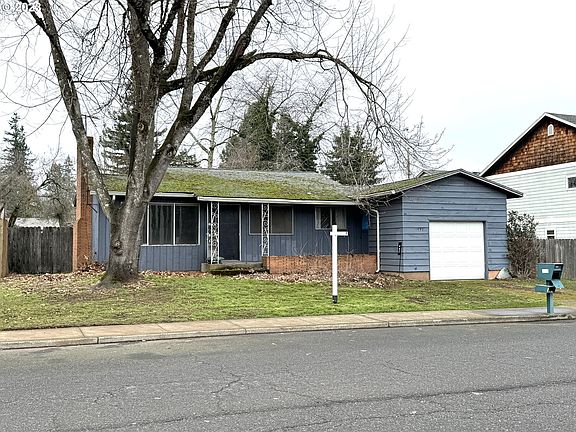 3rd image of 442 NW 4th Ave