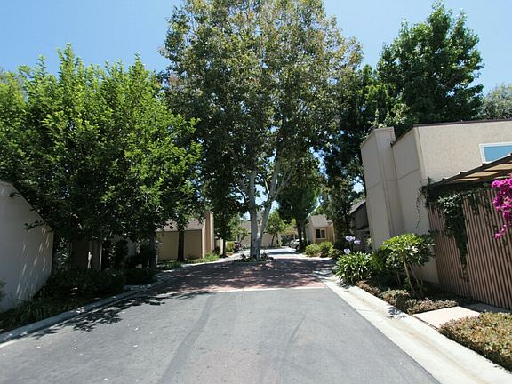 3rd image of 5660 Etiwanda Ave Unit 2