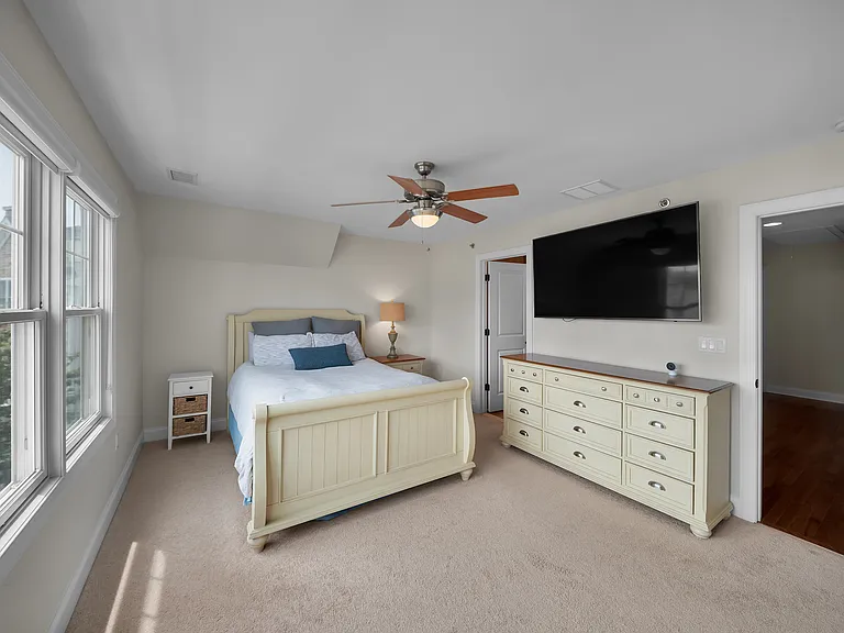 302 Villa Dr — Photo 31