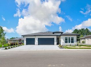 2910 W Three Lakes Dr, Meridian, ID 83646