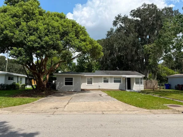 305 Pennsylvania Ave, Saint Cloud, FL 34769