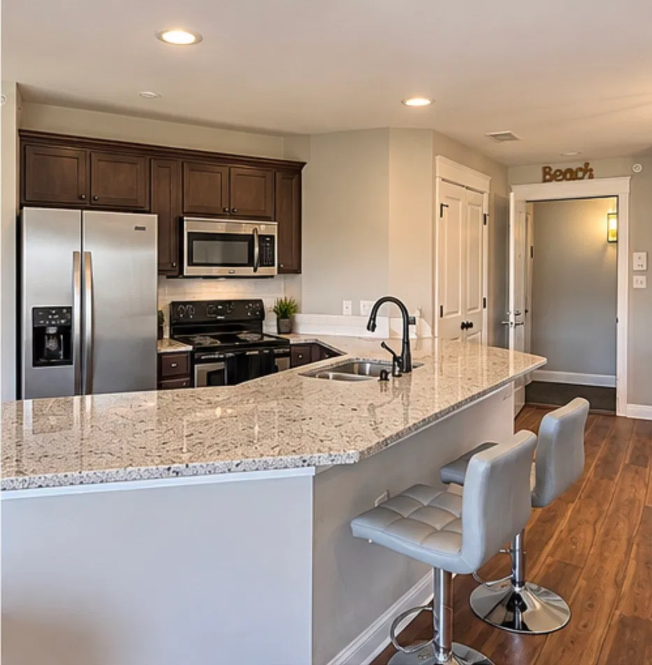 1 bed, 811 sqft, $2,150 — Photo 3