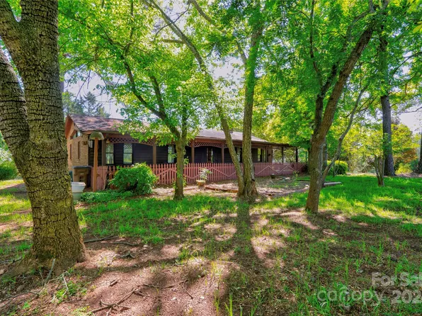 1419 Melrose Dr, Shelby, NC 28152