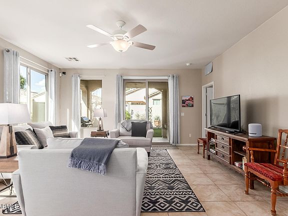 3rd image of 21056 E AVENIDA DEL VALLE --