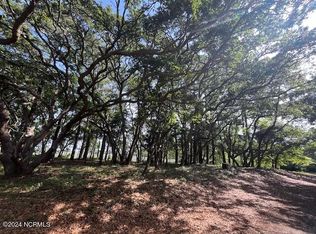 4 Windy Point Rd SW, Supply, NC 28462