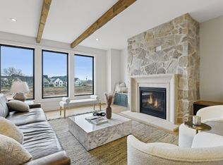 10136 Peony Ln N, Maple Grove, MN 55311