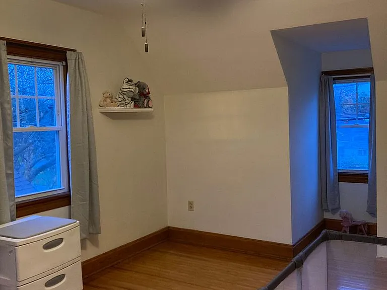 18 Meeting House Spring Rd — Photo 9