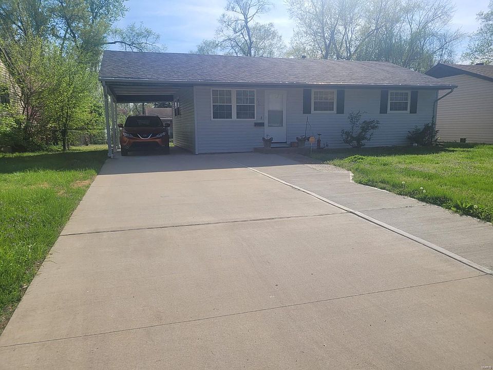 1st image of 770 Tyson Dr
