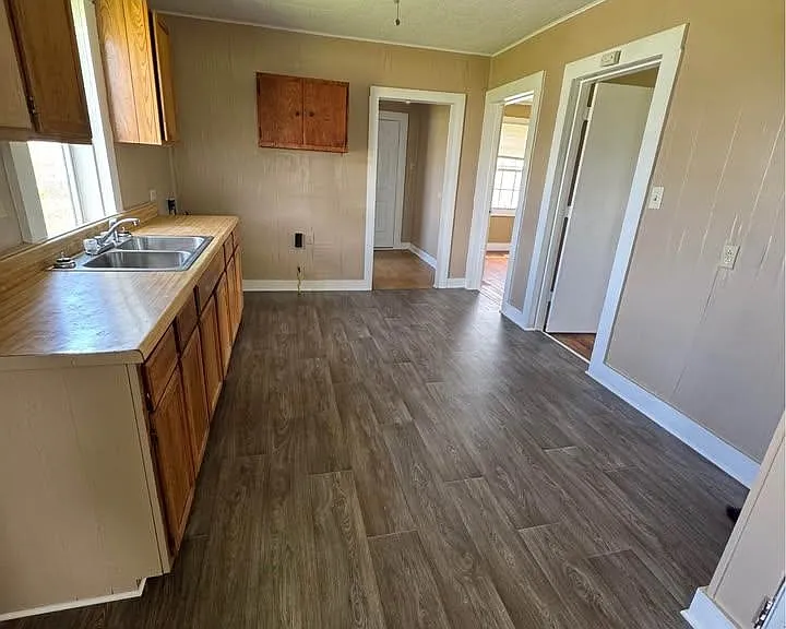 200 McCloud Rd — Photo 10