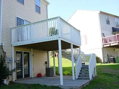 1122 Villa Green Ct — Photo 3