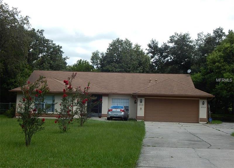 1st image of 32639 Knollwood Ln