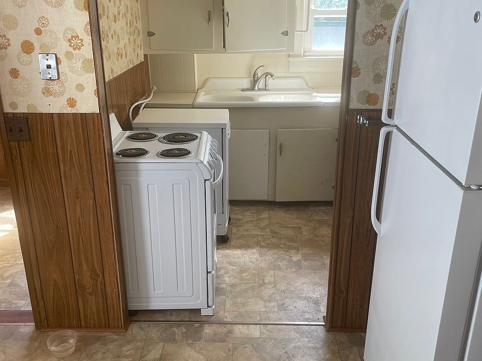 244248 Sutton St Northbridge MA Zillow