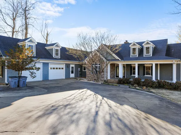 1086 County Road 578, Rogersville, AL 35652