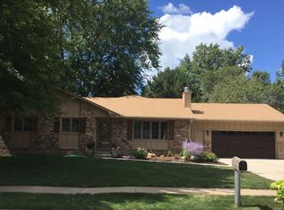 2825 Hogan Ln, Fremont, NE 68025