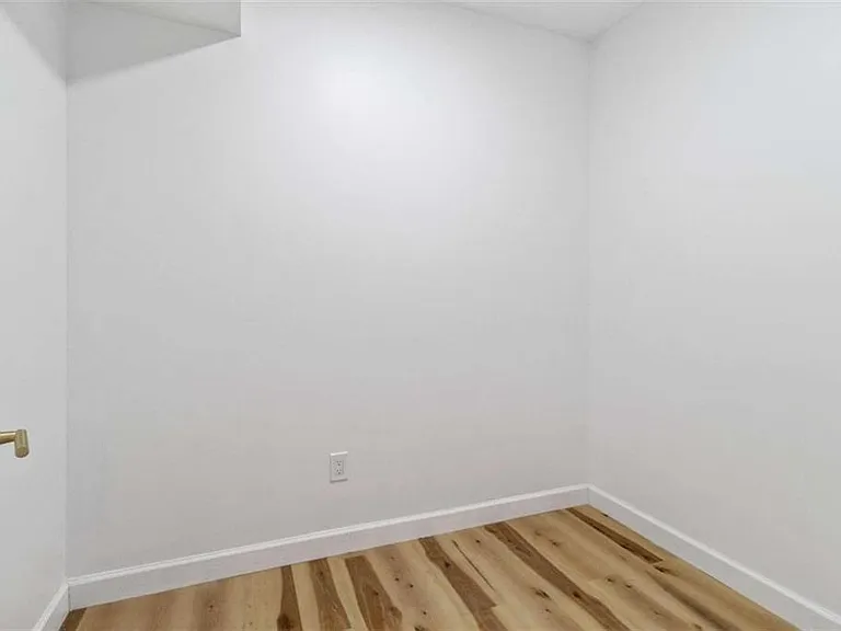 1711 Summit Glen Ln — Photo 31