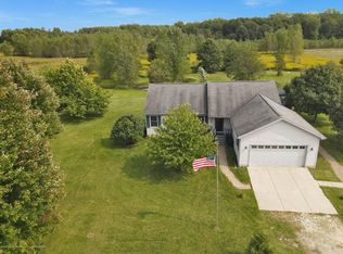 6618 Blue Jay Way, Charlotte, MI 48813