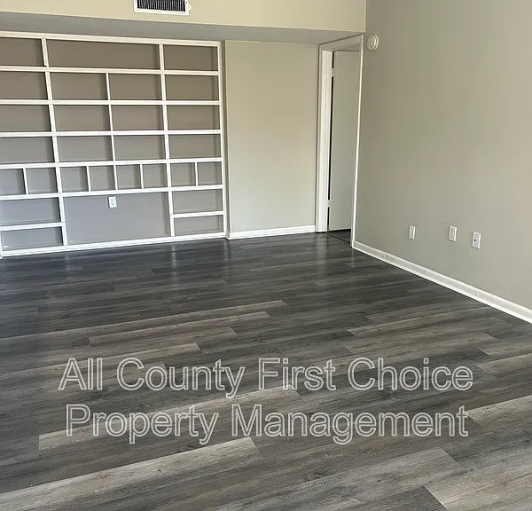 782 Village Lake Ter #203 — Photo 5