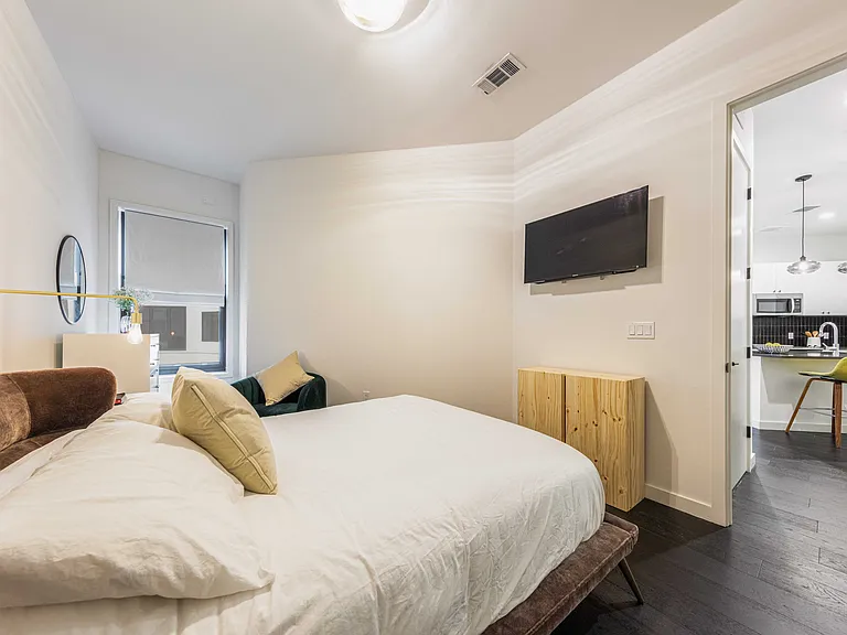800 Embassy Dr #215 — Photo 9