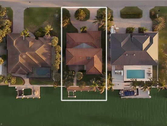 419 Pine AVE, Naples, FL 34108