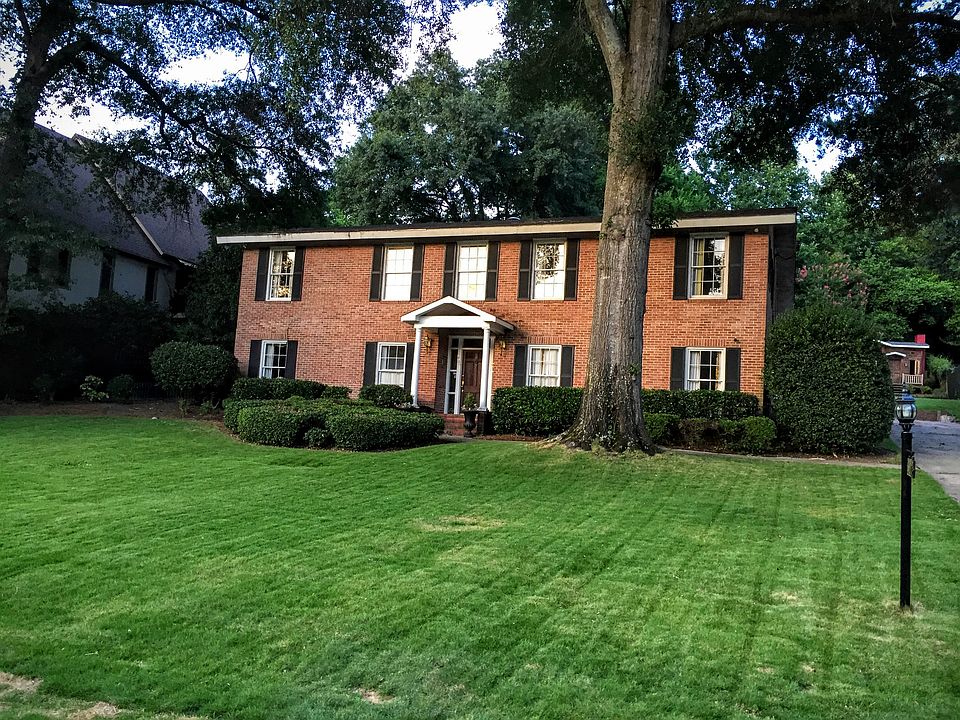 2nd image of 1926 Cherokee Ave