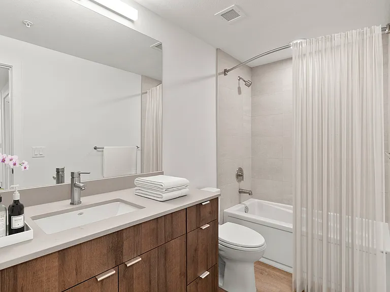 3795 Lakeshore Rd — Photo 28