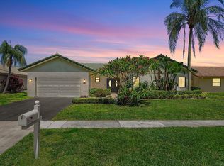 21212 Escondido Way, Boca Raton, FL 33433