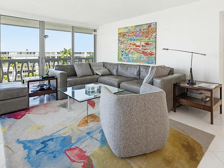2505 S Ocean Blvd — Photo 6
