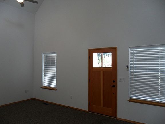 5th image of 619 McKinnon Ave #A