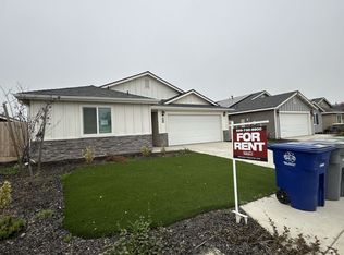 7040 Avenue 310, Visalia, CA 93291